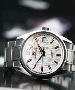 Alternative view of Grand Seiko White Birch Hi-Beat SLGH005 - 2022