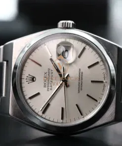 Alternative view of Rolex Datejust Oysterquartz 17000 R-Serial - Serviced with Box and Papers