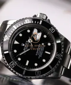 Alternative view of Rolex Submariner Date 16610 F Serial - 2004