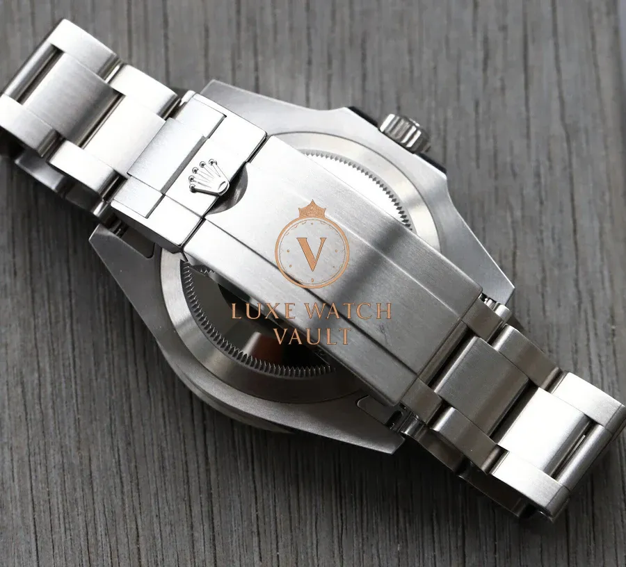 Rolex Submariner Date Starbucks 41mm 126610LV - 2023 - Image 11