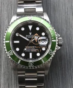 Rolex Submariner 'Kermit' F Serial 16610LV Collectors Set - 2004