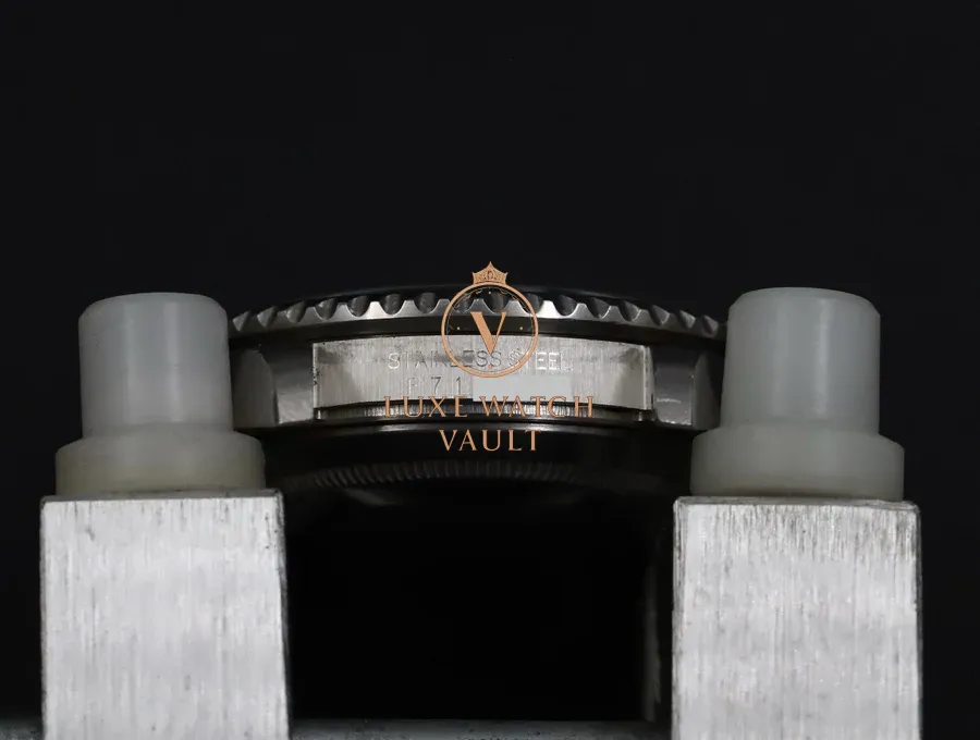 Rolex Submariner 'Kermit' F Serial 16610LV Collectors Set - 2004 - Image 11