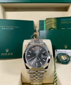Datejust 41 - 2025- Smooth Bezel -Rhodium Dial