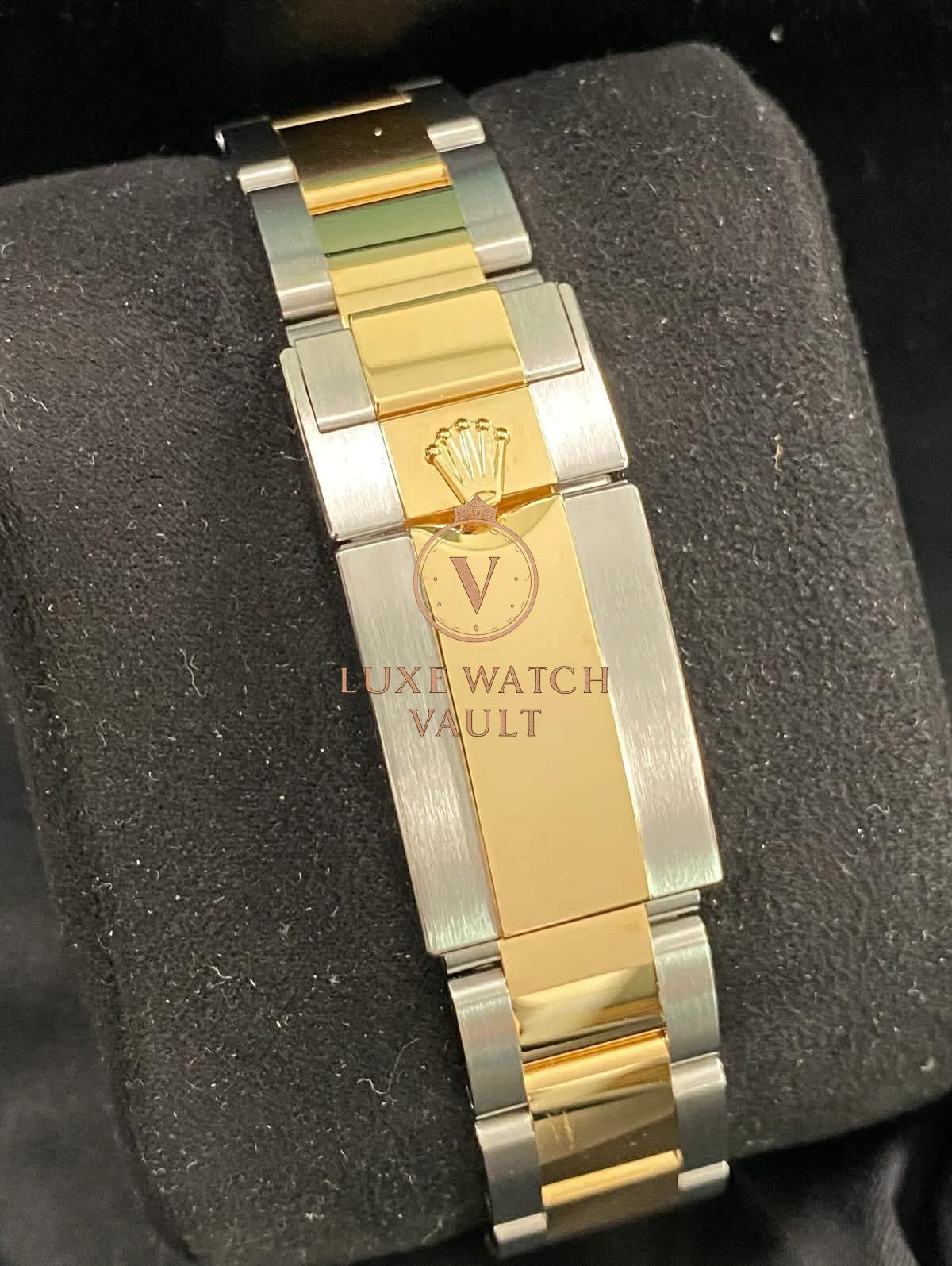 Yellow Gold Rolesor Cosmograph Daytona - Image 13