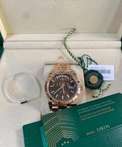 Rolex Everose Gold Day Date 40 Fluted Bezel Chocolate-Motif Dial